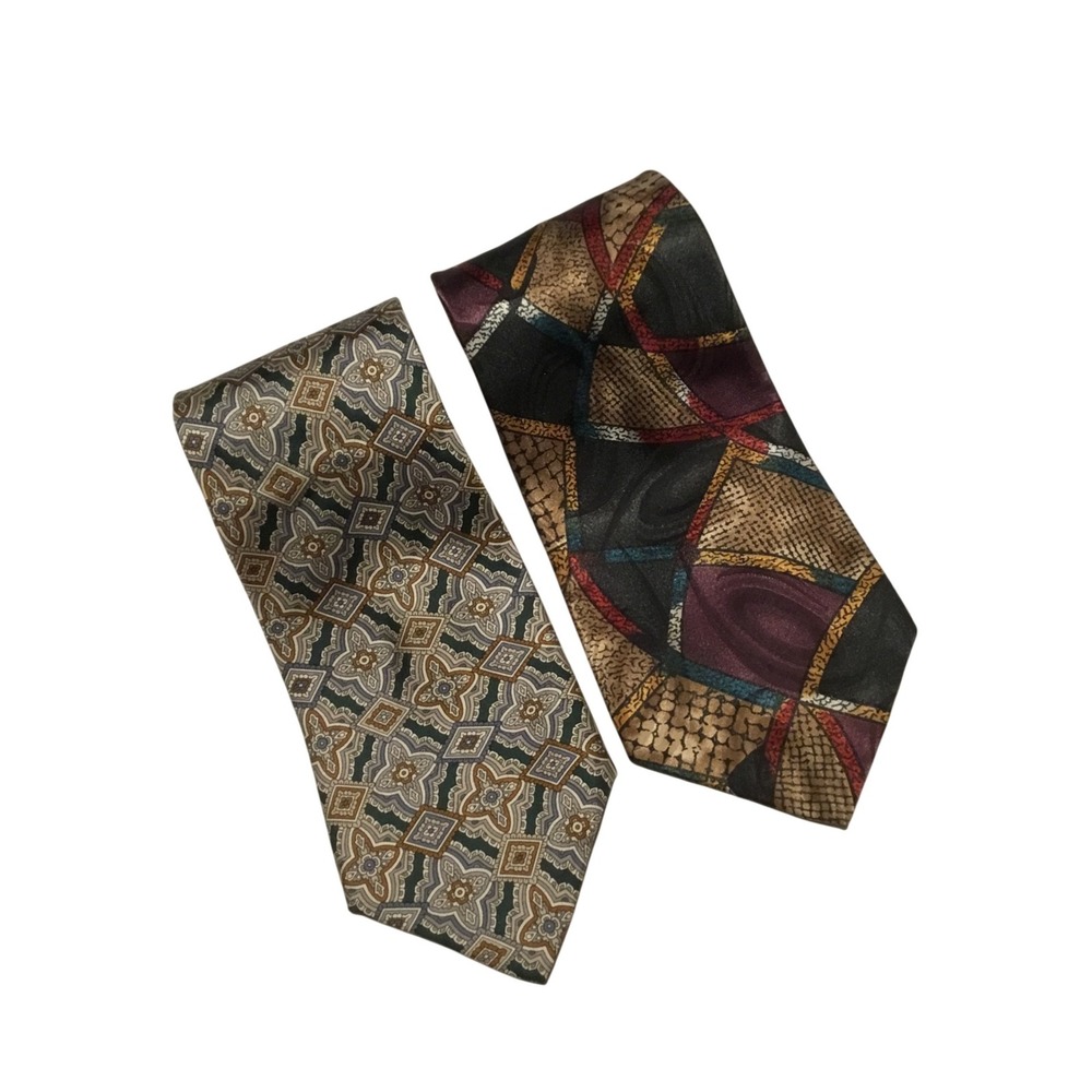 Lot of 2 Mens Van Heusen Neckties Geometric Pattern‎ and Abstract Design